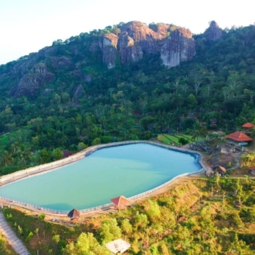 Tempat Wisata di Yogyakarta_Gunung Api Nglanggeran(2)banner