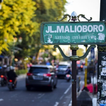 Tempat Wisata di Yogyakarta_Jalan Malioboro_banner