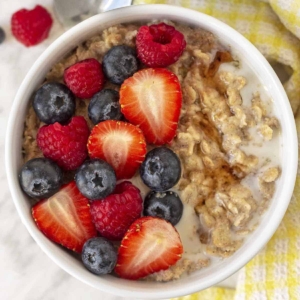 Kombinasi Makanan Sehat_Oatmeal dengan Buah dan Flaxseed_banner