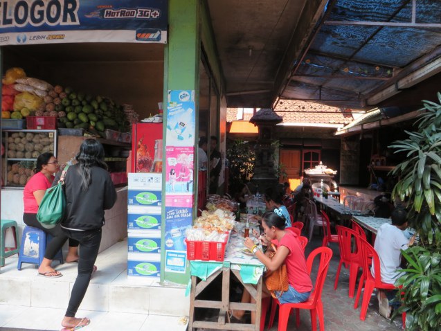 baca.today-warung-rujak-glogor